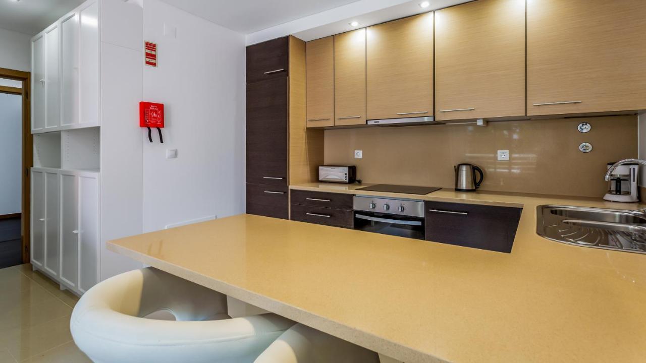 Luminous 2 Bdr Apartment W/Pool By Lovelystay Albufeira Exterior foto